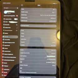 12.9 Inch Ipad with Magic Keyboard