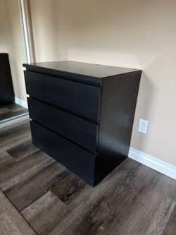 IKEA MALM 3-DRAWER DRESSER w/ GLASS TOP