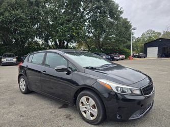 2017 Kia Forte5