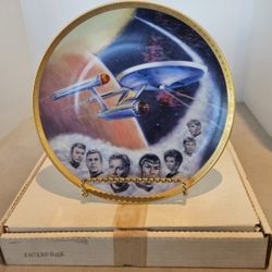 USS ENTERPRISE NCC 1701 STAR TREK Collectors Plate Mccoy, Scott, Kirk, Spock 