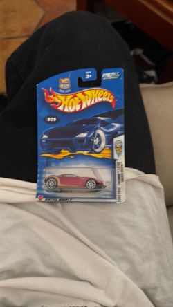 Hot Wheels 2003 First Editions Golden Arrow