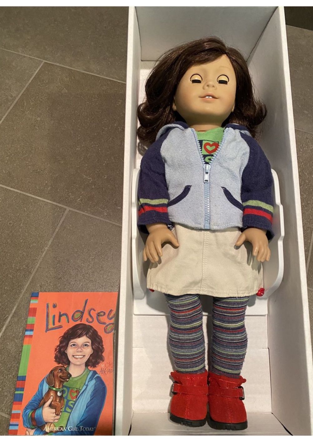 Lindsey - American Girl Doll-Great Holiday Gift 