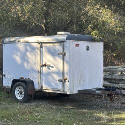 2000’s 9ft Trailer /1800