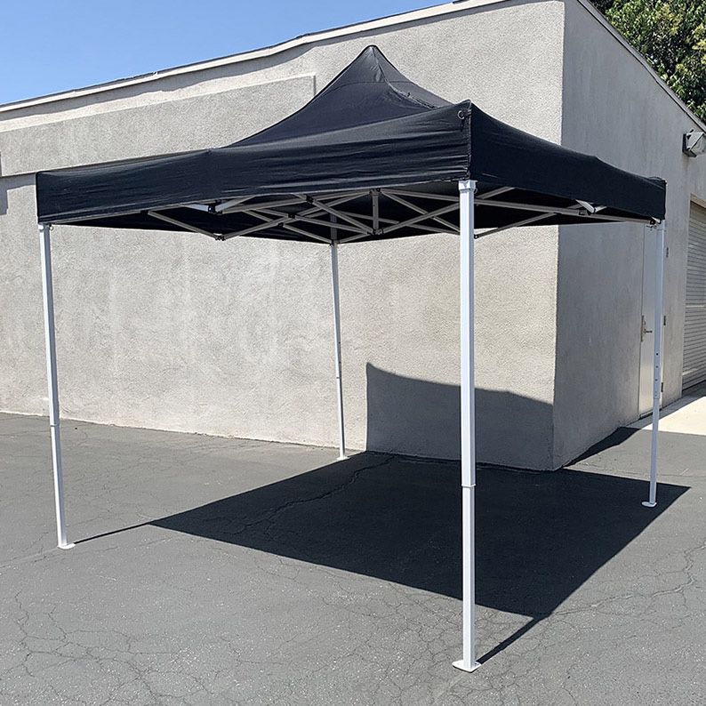 $90 (New in box) Outdoor 10x10 ft ez popup party tent patio canopy shelter w/ carry bag (black/red) 
