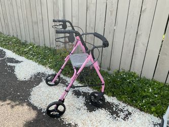 Pink Walker….  Black and White Gingham Oilcloth Seat #Rollator
