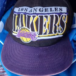 Los Angeles Lakers Snapback Hat