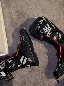 Dirt bike boots