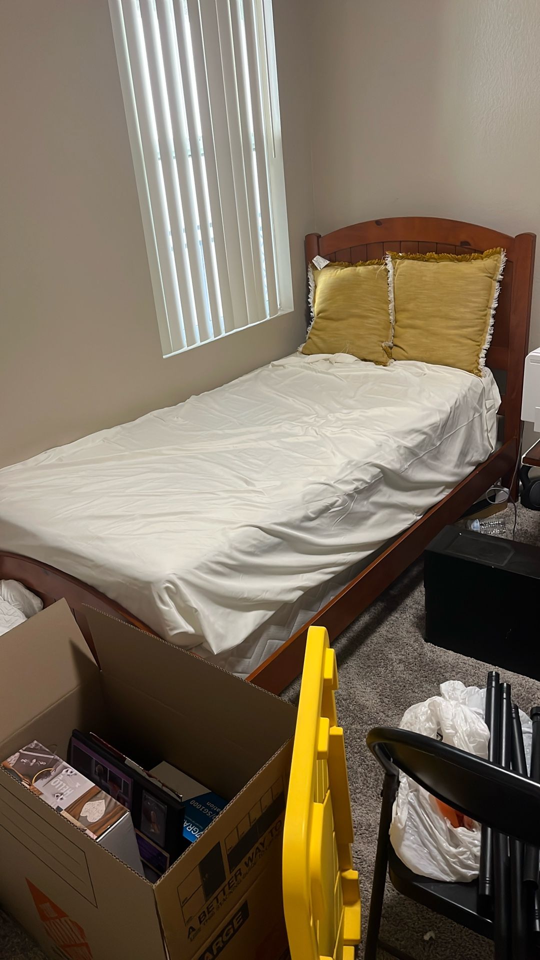 Twin size bed W/box Spring And Mattress