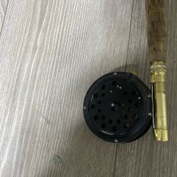 Vintage. Phlueger Fly Rod And Reel 