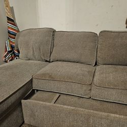 Couch With Pull Out Bed