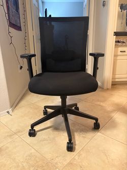 Regular desk chair