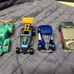 Hot Wheels- Lot Of 4 Cars 