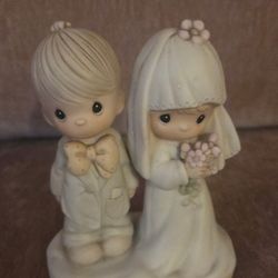 Precious moments wedding bride/groom