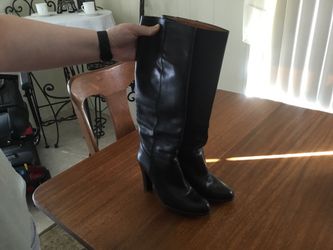 Women’s Size 11 Boots