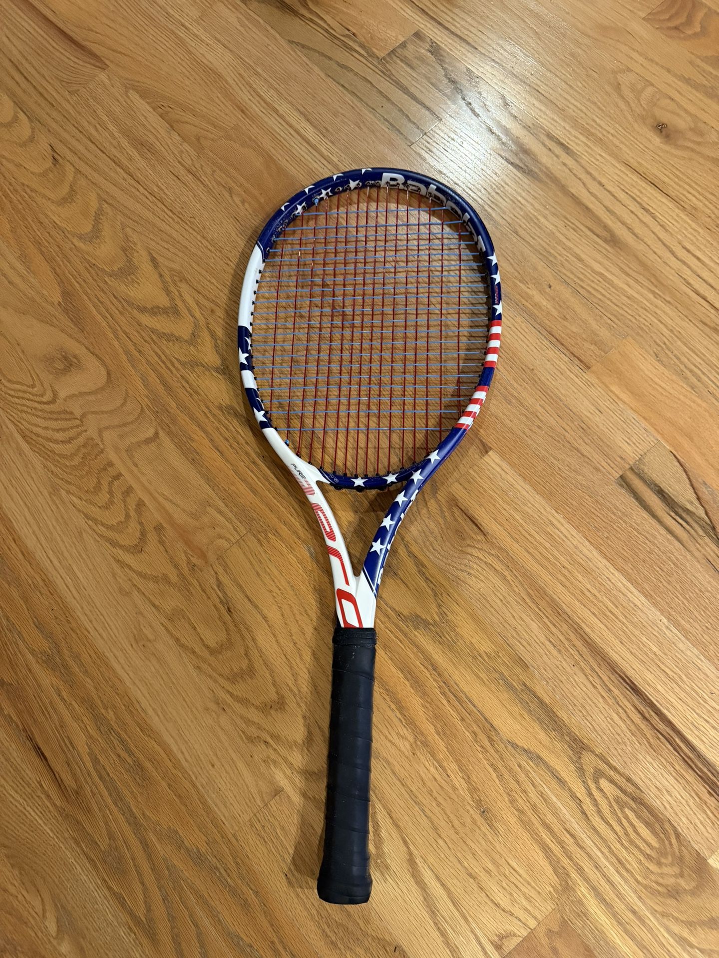 Pure Aero USA Tennis Racket for Sale in Federal Way, WA - OfferUp