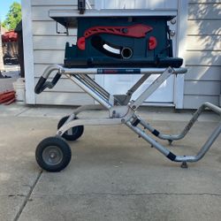Bosh TS3000 Table Saw