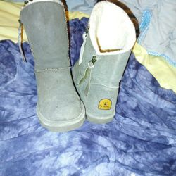 Bearpaw Boots Size 9 Grace Brown Color