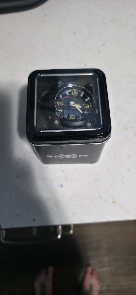 New Men's Watch