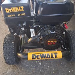 DEWALT  HONDA  3600 PSI 2 1 GMP