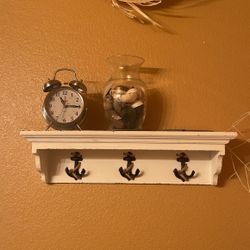 Beach theme white wall shelf