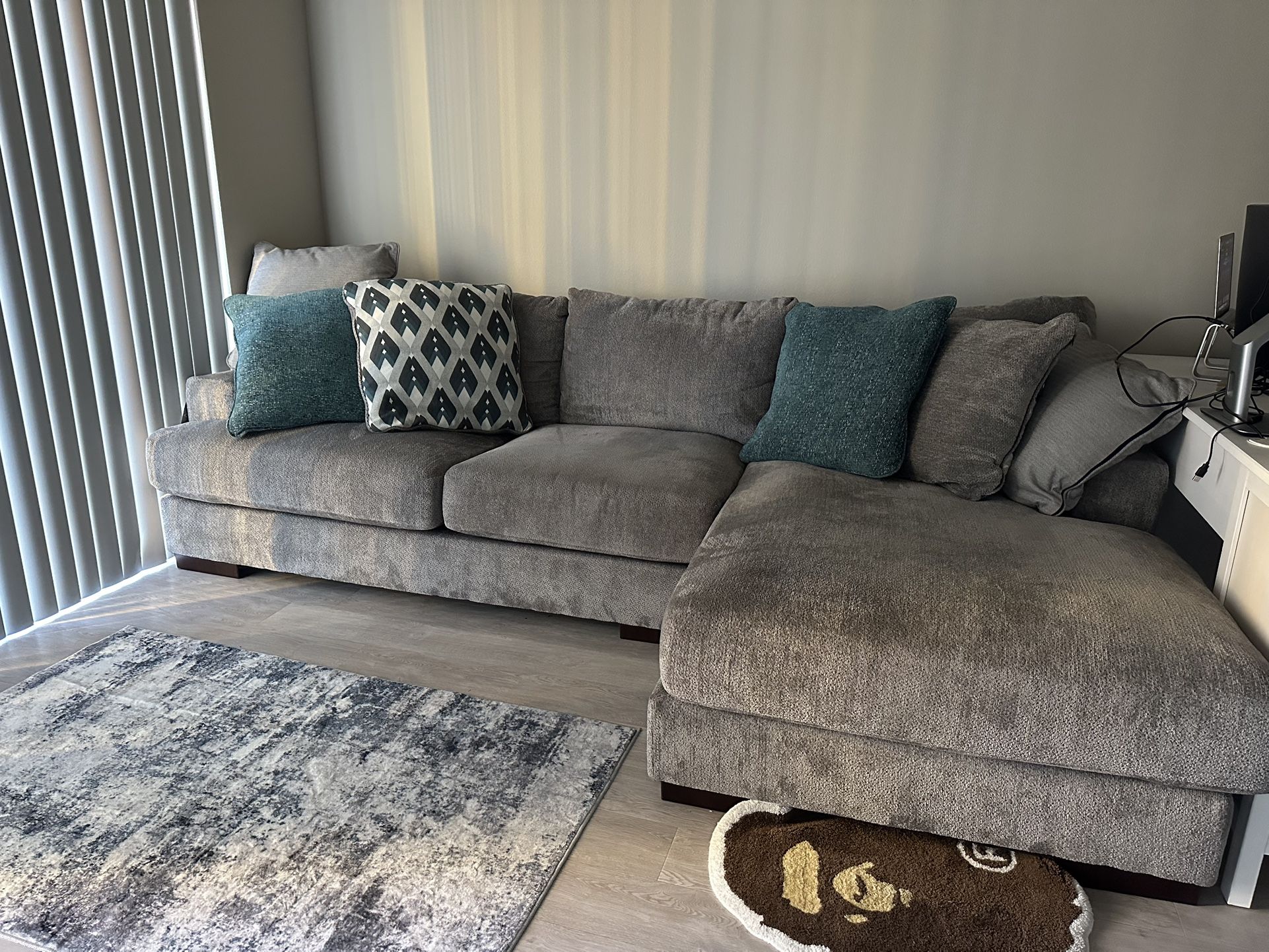 Bardarson Sectional Couch