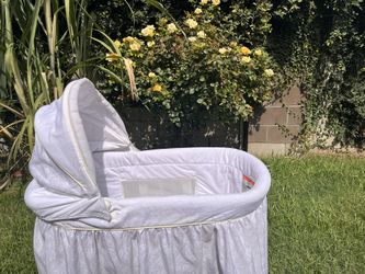 White Baby Bassinet