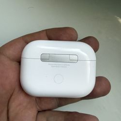 Air Pod Pro 3rd Generation Like New 