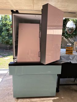$100 — Samsung BeSpoke 4 door fridge with bad freezer and missing left door