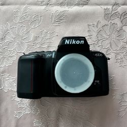 Nikon N6006 Film Camera