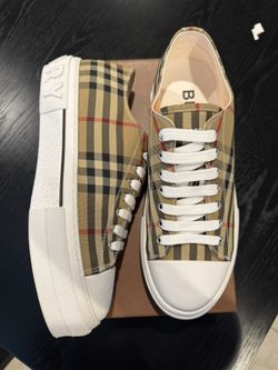 Burberry Shoes