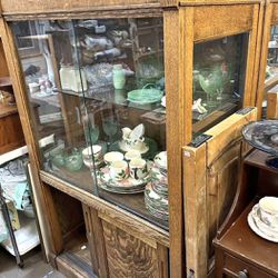 Antique Tiger Oak Lighted Display Cabinet 
