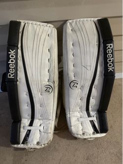 Reebok 14K Goalie Leg Pads Size 32+1 - RBK QuickRelease + Nike hockey bag