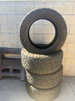 305/50/20 Tires