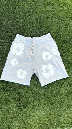Grey denim tear shorts