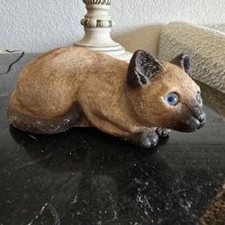 Vintage Sandicast Sculpture of Siamese Cat - Signed by Artist