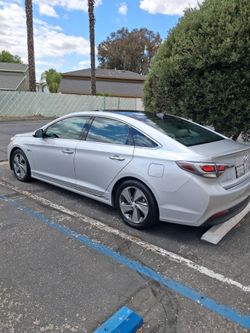 2016 Hyundai Sonata Hybrid