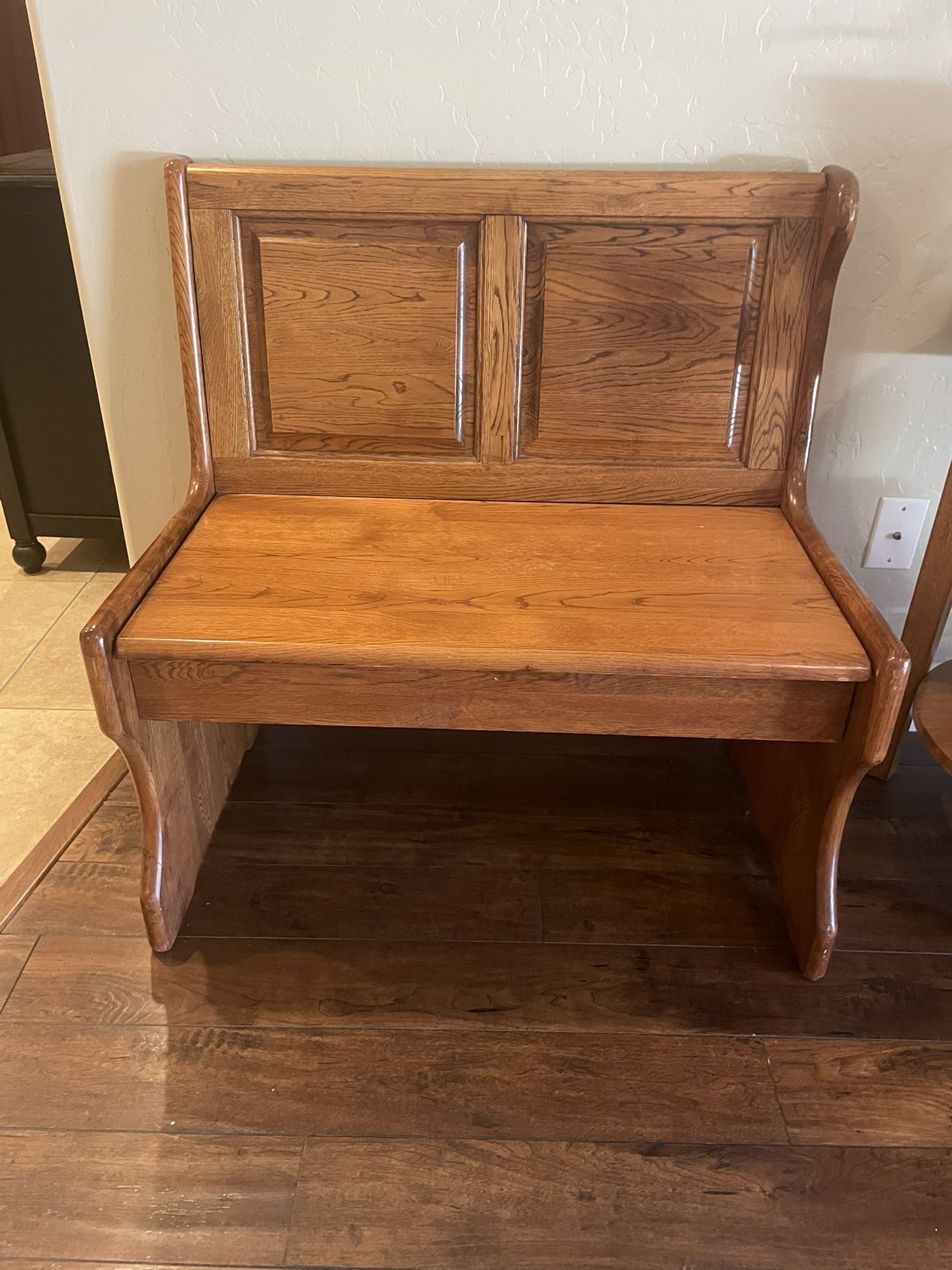 Wooden Storage Bench 