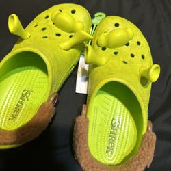 Shrek Crocs 