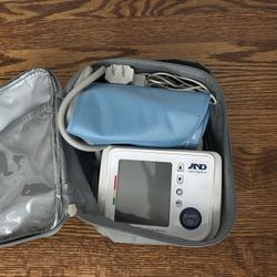 Blood Pressure Monitor - Voice Activated - Works Great!!