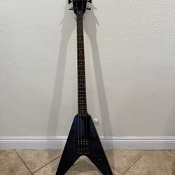 Dean Metal man Bass Flying V