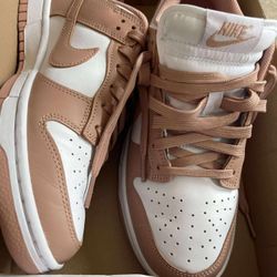 Women's Nike Size 8.5