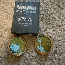 Haunted mansion Disney pins