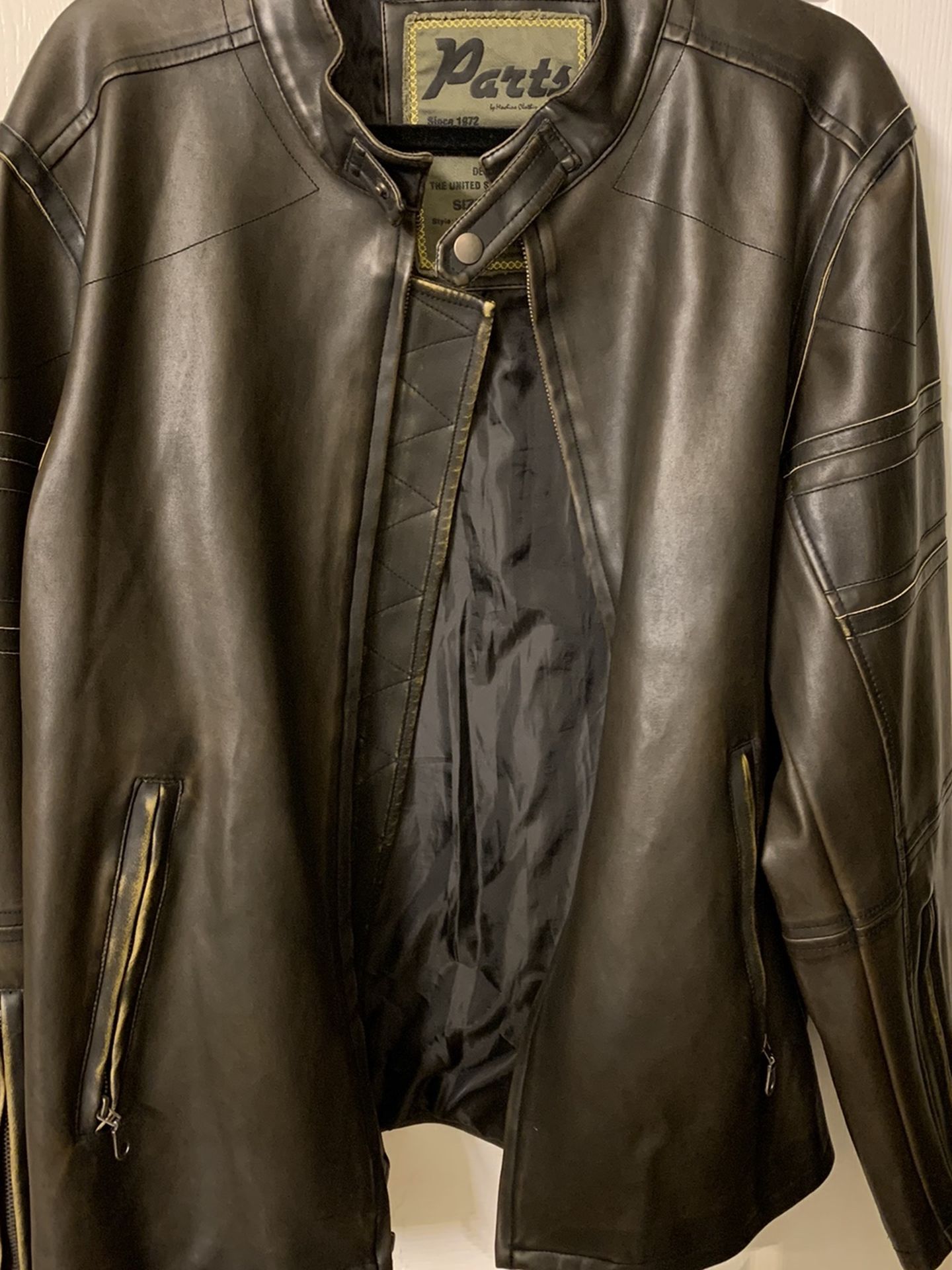 Men’s Leather Jacket