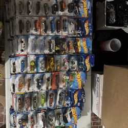 Hotwheels a lot send offers over 100 JDM a lot