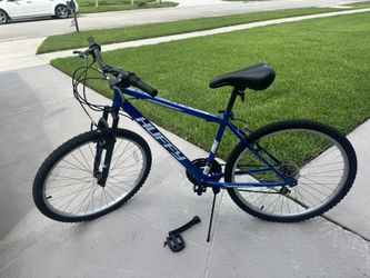 Huffy Rock Creek 26-inch Men's Mountain Bike