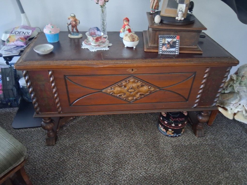 Antique Hope Chest 