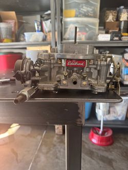 Edelbrock Carburetor