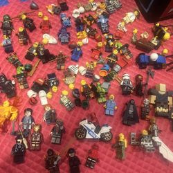 11lbs Of Lego With Dozens Of Mini Figs 