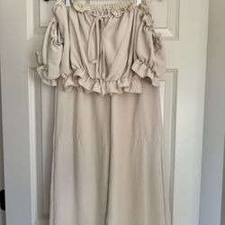 Boutique Beige Two-Piece Set – Uni Size – New