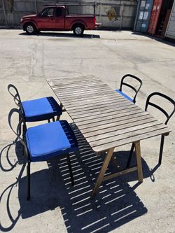 Outdoor Patio Table and Chairs Set